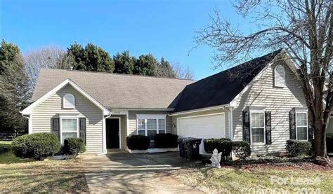 homes for rent huntersville nc 28078|More.